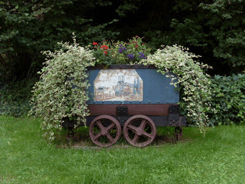 Eine Kohlelore am Mühlenweg